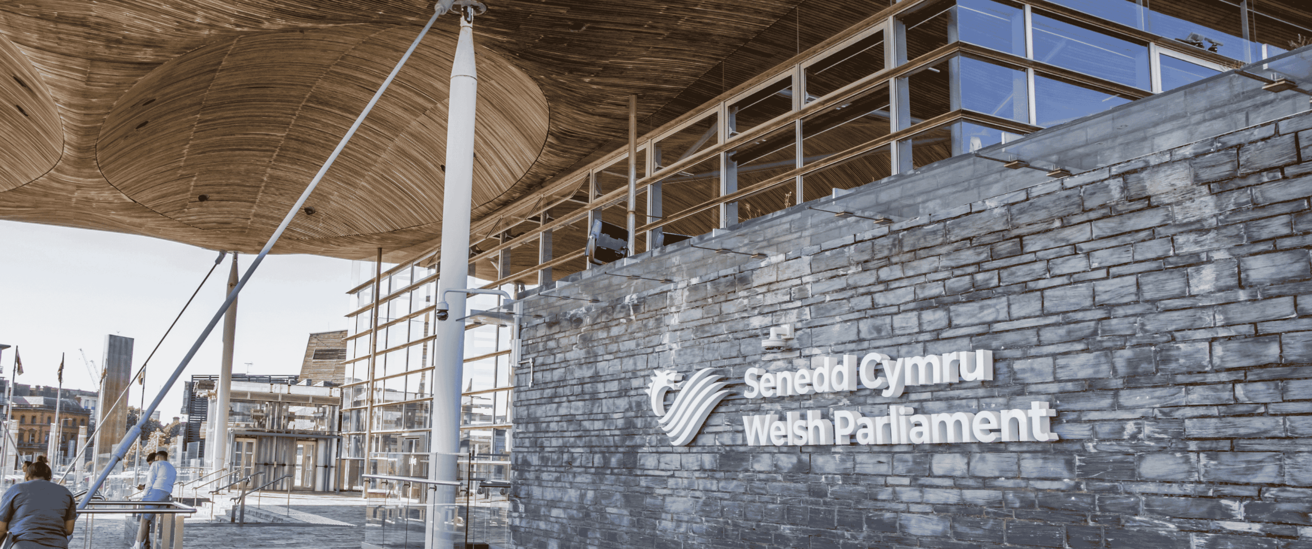 A photo of the front of Senedd building in Cardiff, where the Cross Party Group on Energy Efficiency is hosted.